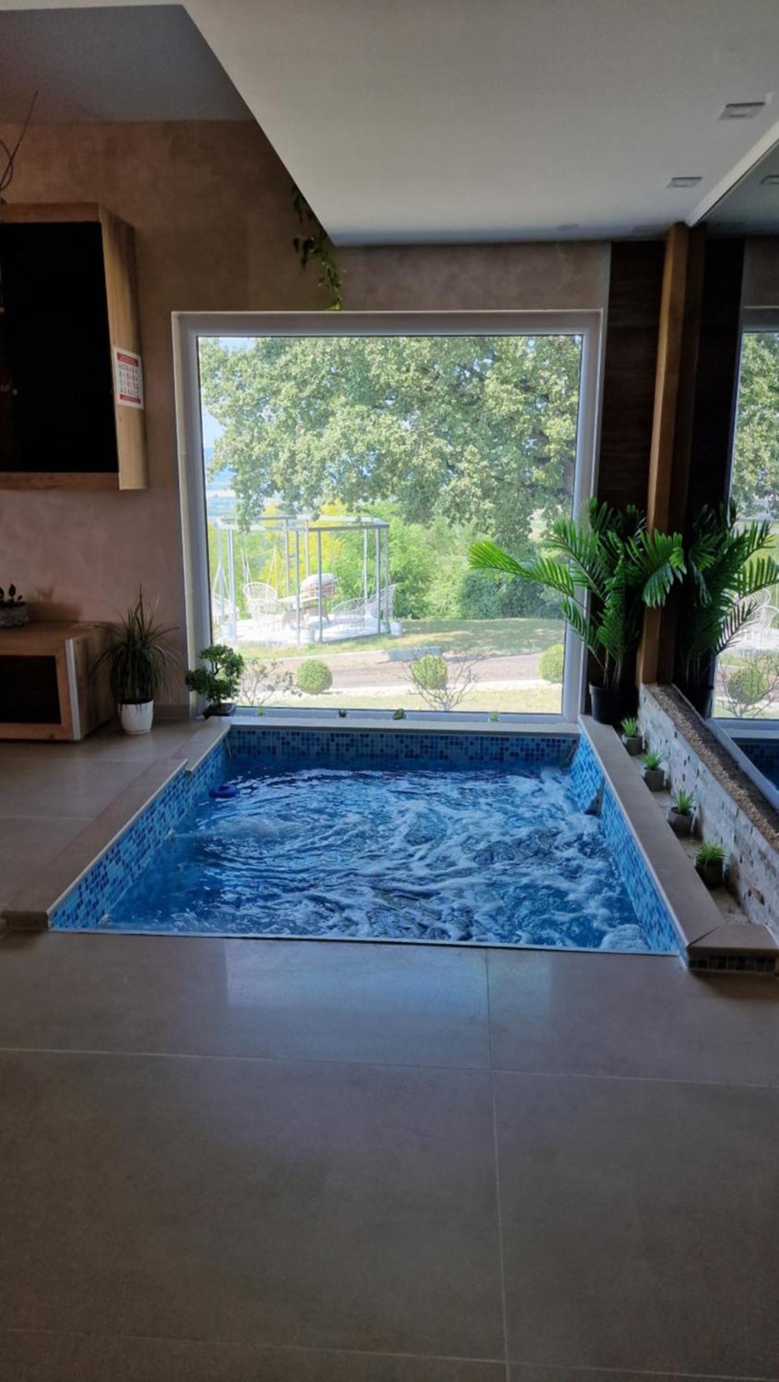 Villa Melani **** Oriovac Eksteriør billede